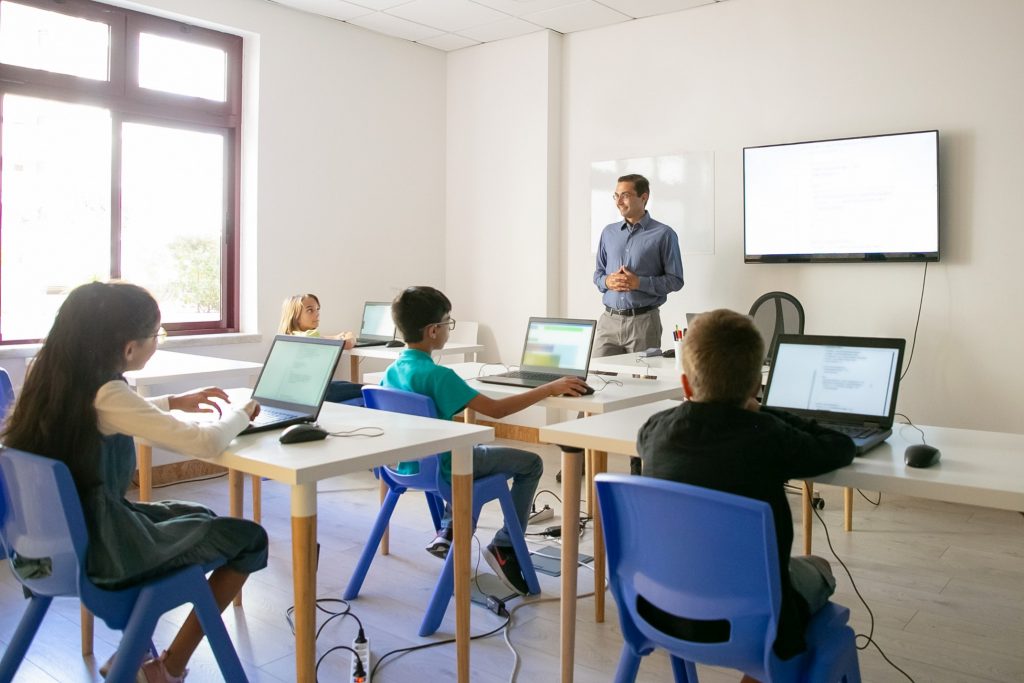 A Guide for Managing Software and Apps on Chromebooks